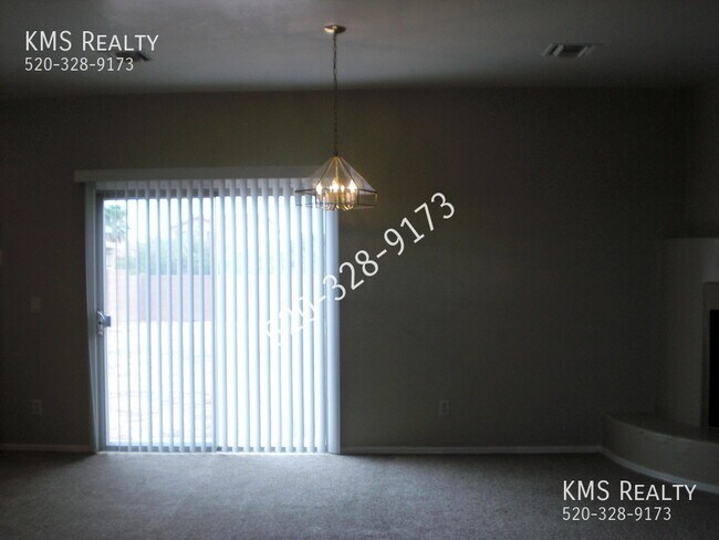 Building Photo - 6735 S Via Molino De Viento