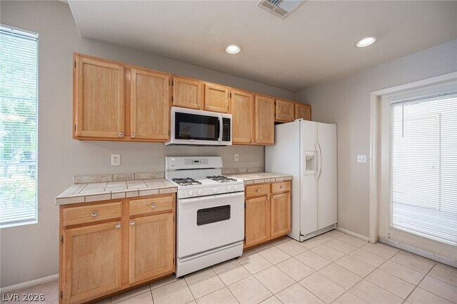 Building Photo - 10211 Red Pueblo Pl