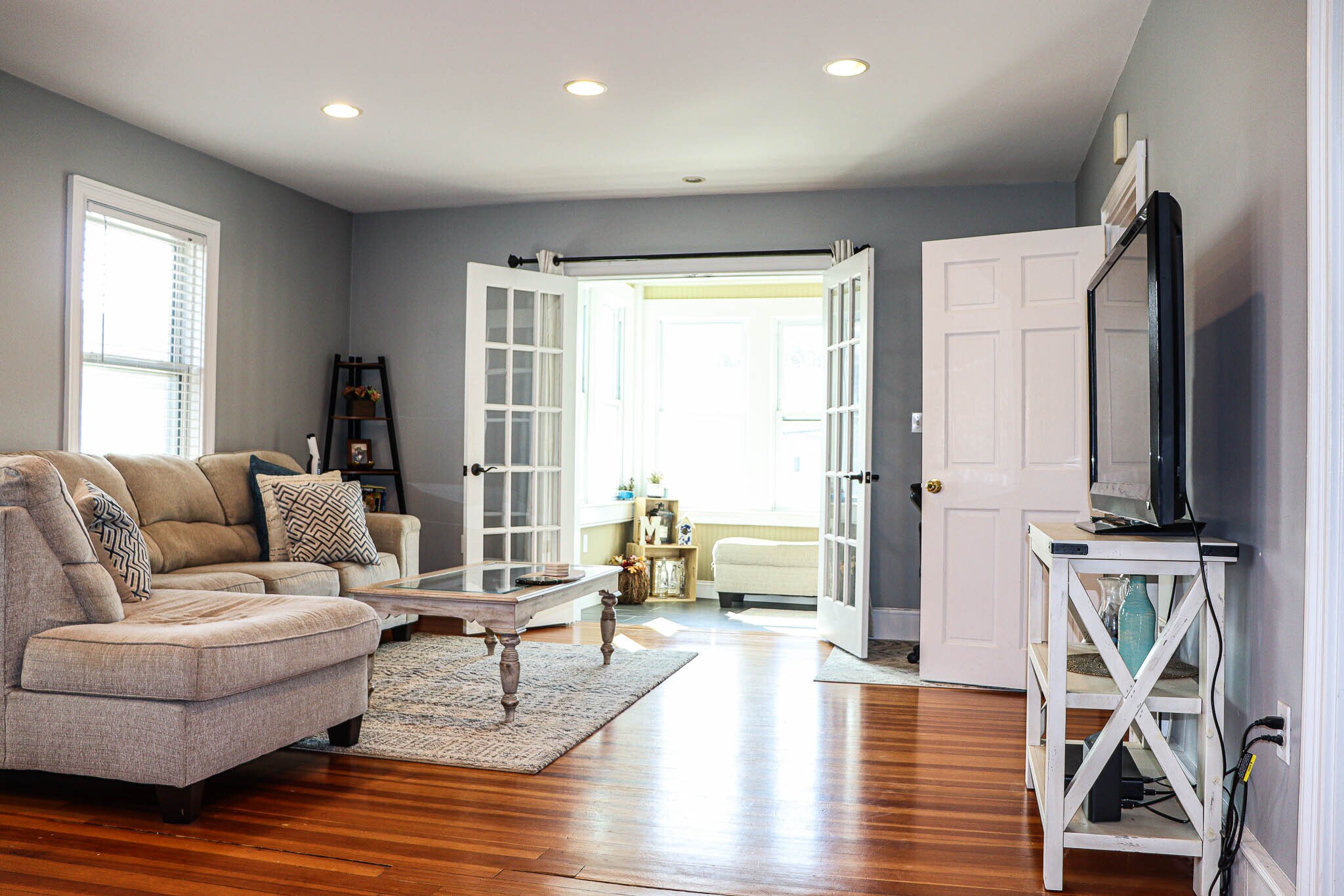 Building Photo - 36 Lancaster St