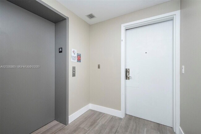 Building Photo - 16385 Biscayne Blvd