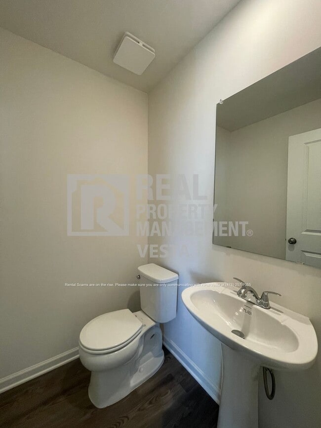 Building Photo - 134 Price Ml Trl