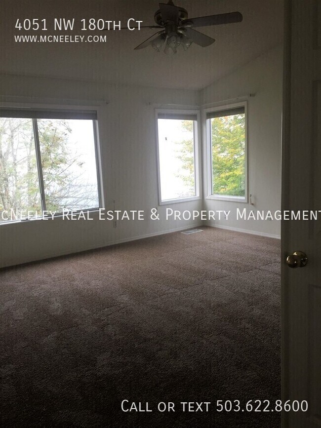 Building Photo - 4051 NW 180th Ct
