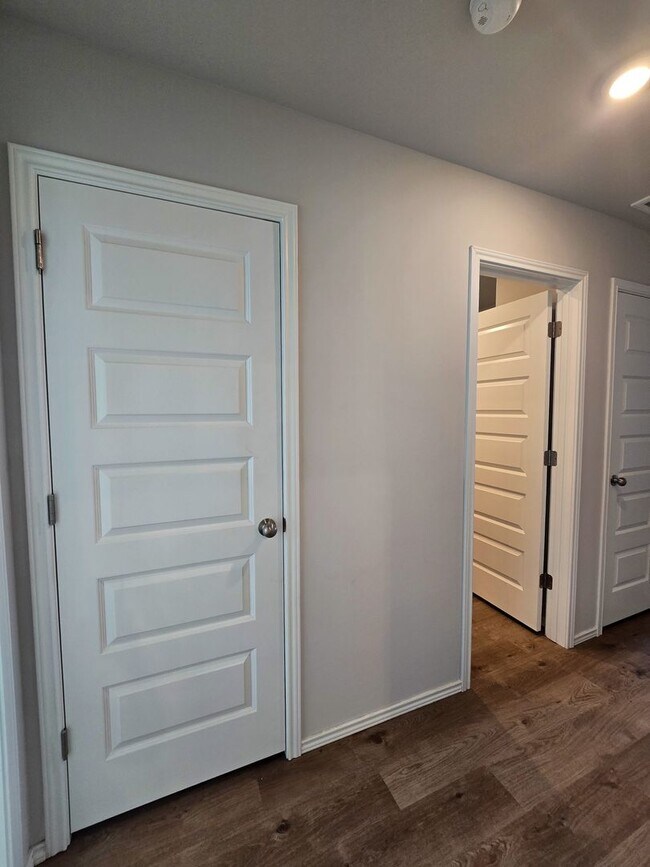 Building Photo - New Construction 3 bedroom Home in Shawnee