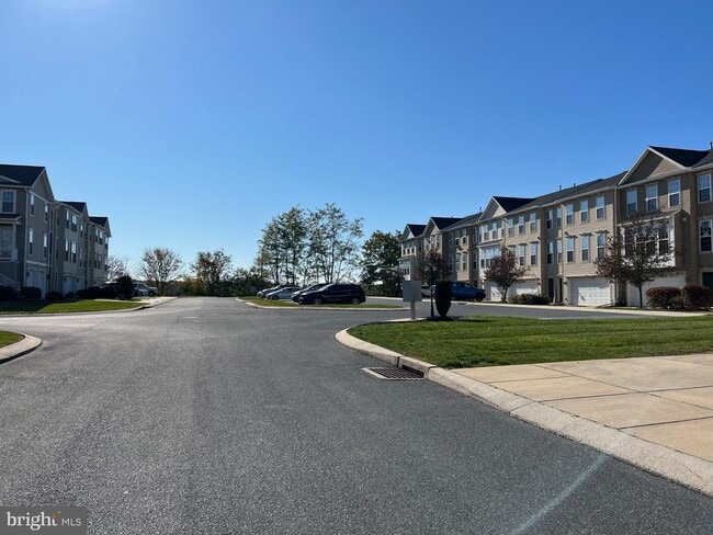 Building Photo - 206 Brook Meadow Dr