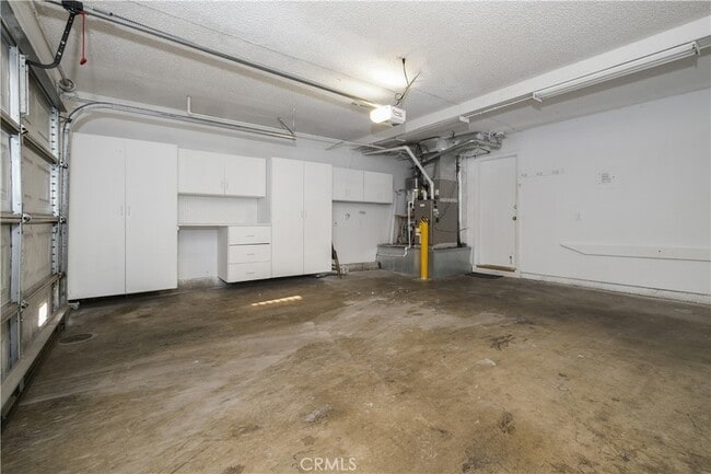 Building Photo - 1650 S Campus Ave