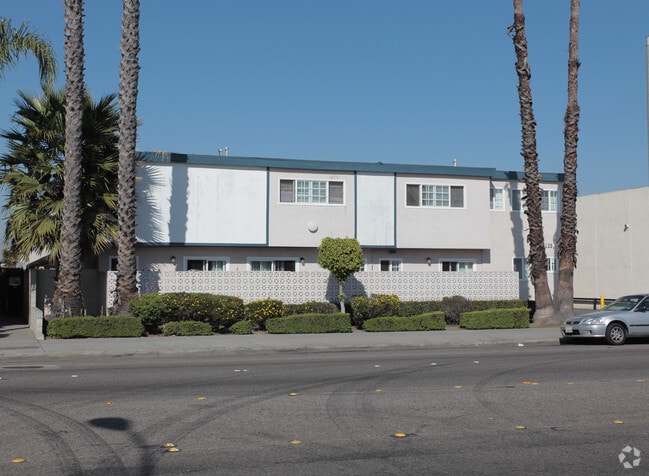 Building Photo - 10139 Alondra Blvd