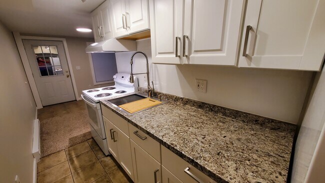 Kitchen - 9A Griffiths Drive