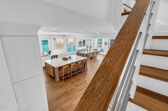 Building Photo - 3574 Ocean Terrace