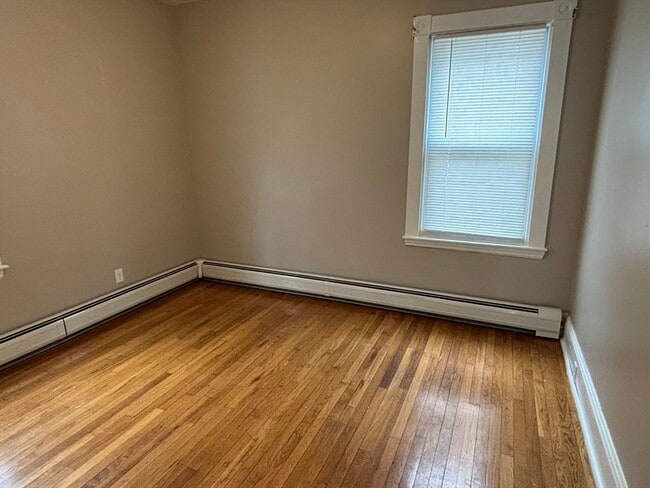 Building Photo - 179 Tremont St