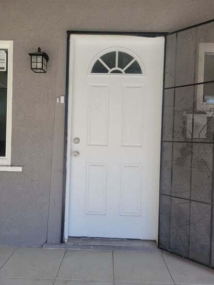Building Photo - 3067 Harrington Ave