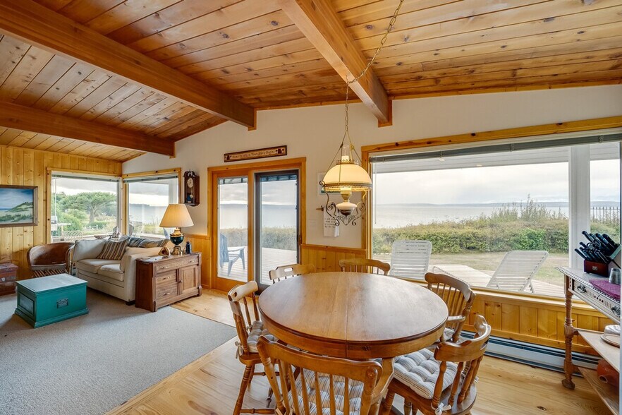 Building Photo - 474 Vista Rd