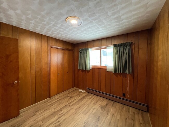 Building Photo - Click the “Apply Now” button or email wapmrentals@gmail.com for a prompt response.