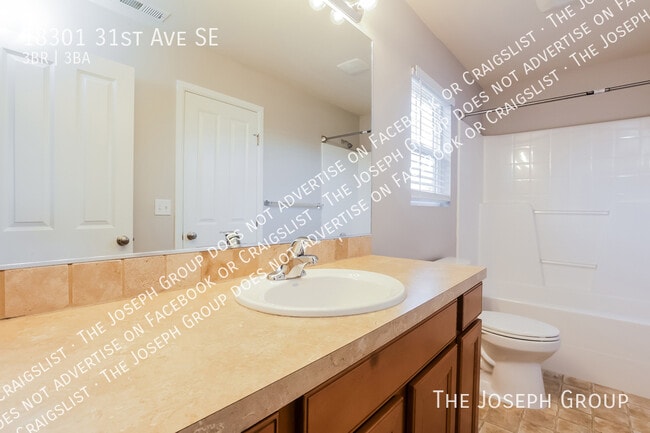 Building Photo - 18301 31st Ave SE