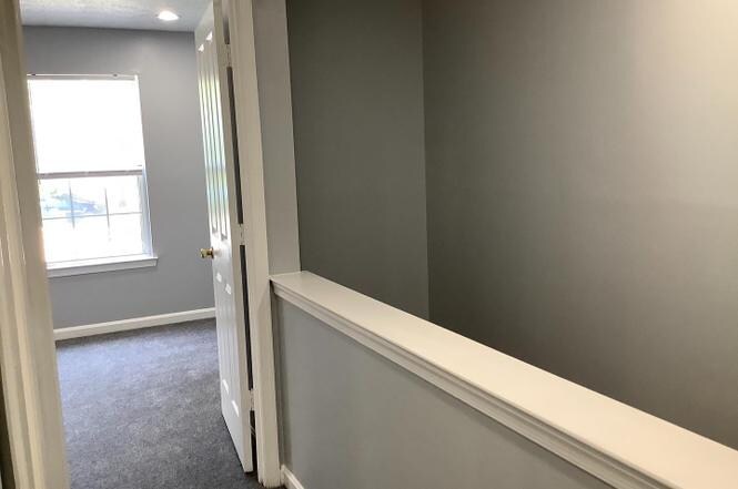 Building Photo - 659 Realm Ct W