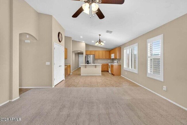 Building Photo - 42059 W Cheyenne Dr