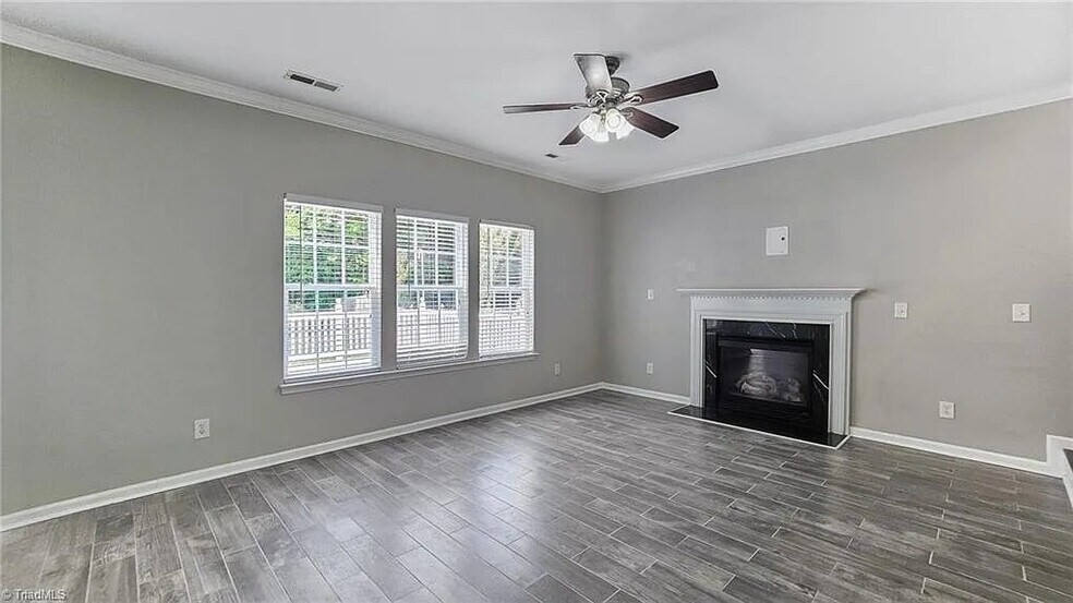 Building Photo - 4072 Fountain Grove Dr