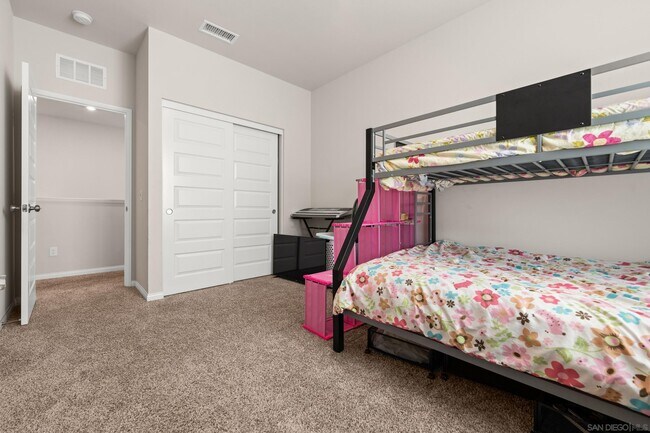 Building Photo - 13305 Cultivate Ct