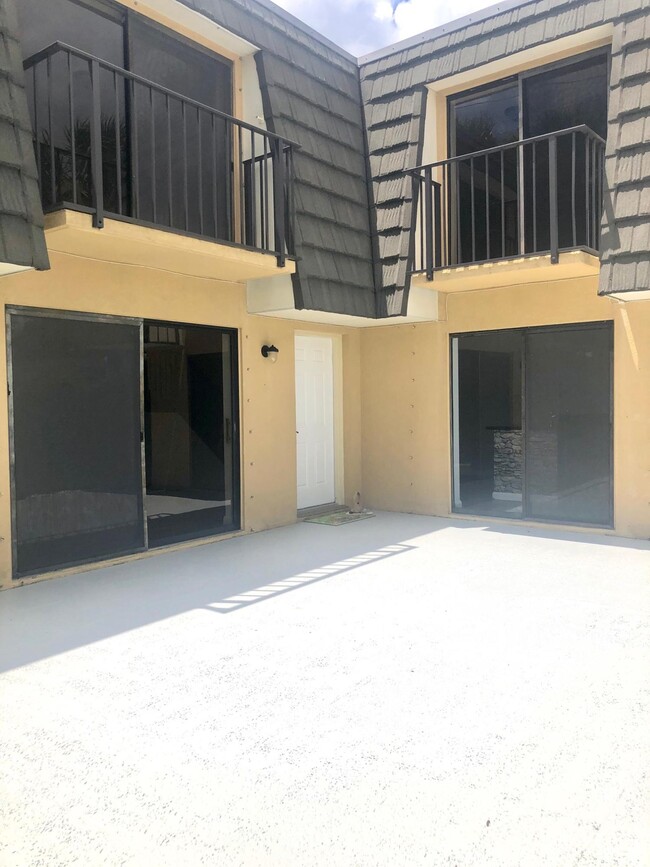 Building Photo - 3714 37th Way