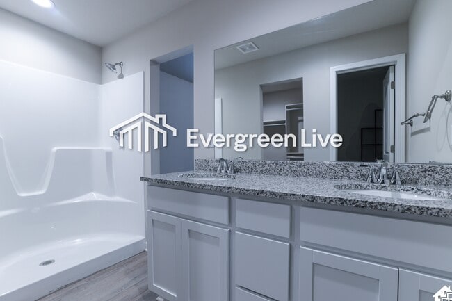 Building Photo - 108 Burlington Dr