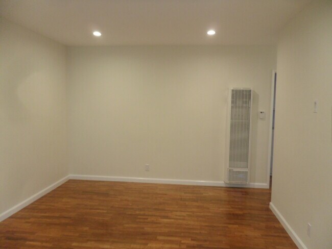 Building Photo - 1821 20th St