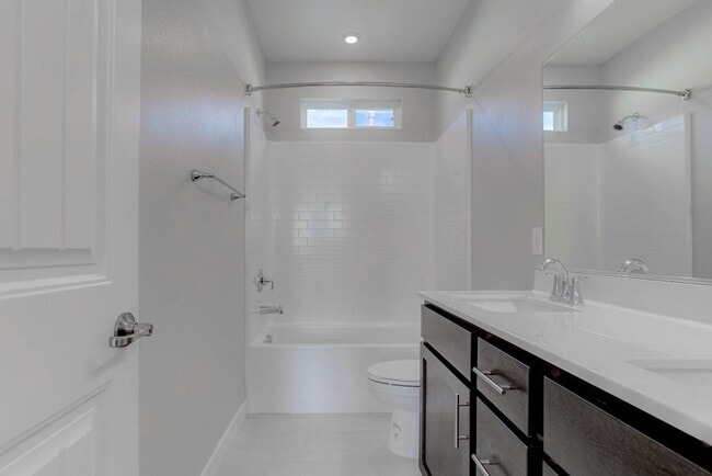 Building Photo - Stylish 3-Bed Home with Loft & EV Charger in Skye Canyon