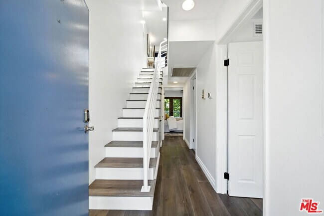 Building Photo - 2454 4th St