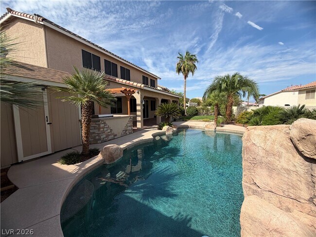 Building Photo - 6564 Fieldmouse Ave