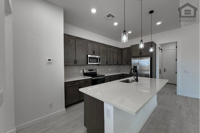 Building Photo - 18108 W Morning Vista Ln