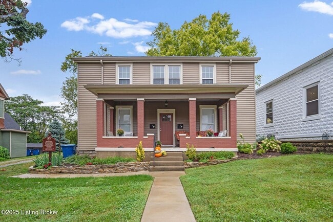 Primary Photo - 11613 Main St