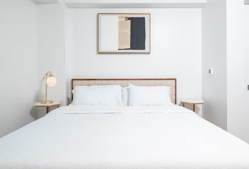 Building Photo - 360 Foley St