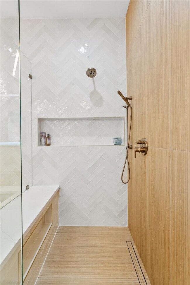 Building Photo - 3314 W Here to There Dr