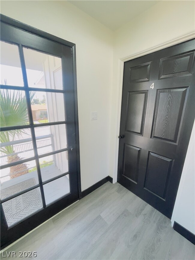 Building Photo - 2317 Santa Rita Dr