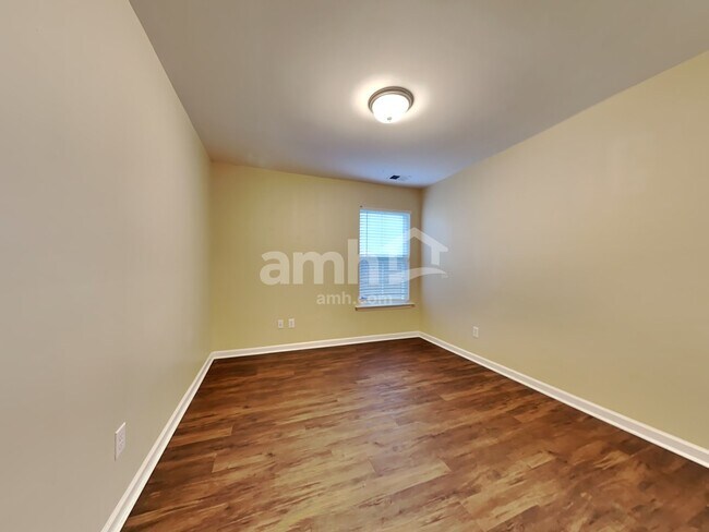 Building Photo - 317 Drayton Place Dr