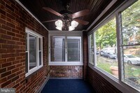 Building Photo - 306 35th St NE