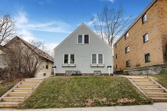 Building Photo - 1164 Randolph Ave