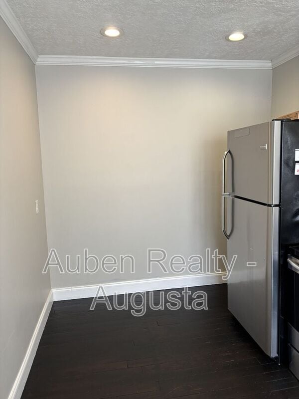 Building Photo - 514 Beaufort Dr