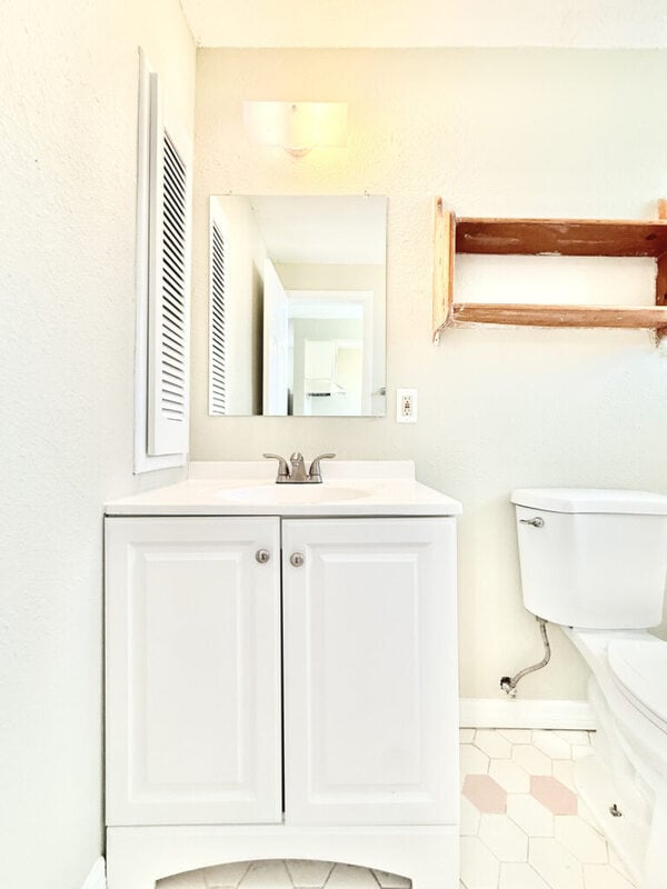 Building Photo - 3405 Palm Dr