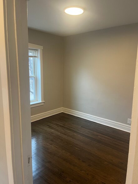Bedroom #2 - 112 Chicago Ave
