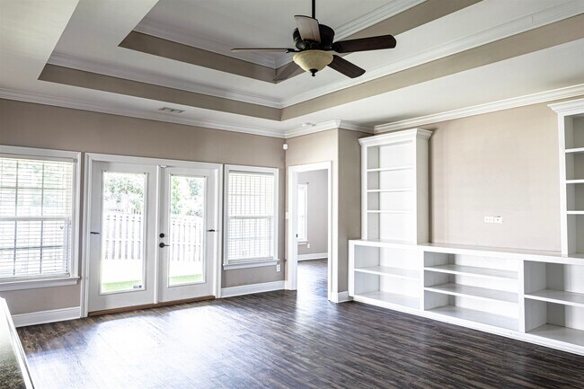 Building Photo - 2475 Tippecanoe Ridge