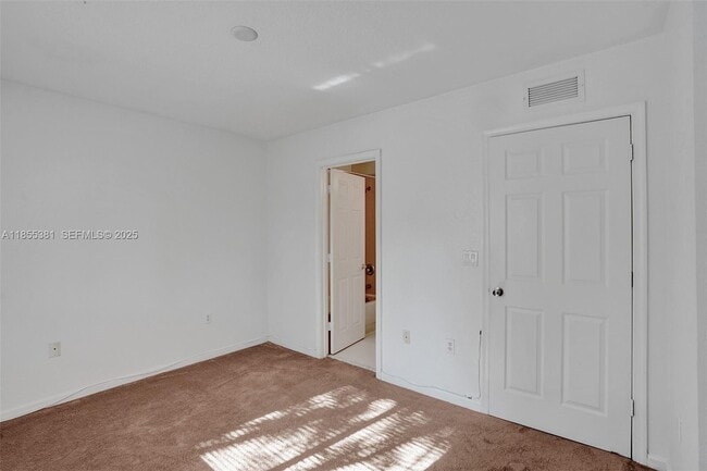 Building Photo - 2613 SW 83rd Terrace