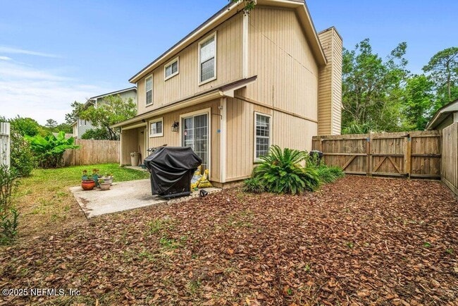 Building Photo - 9545 Glenn Abbey Way