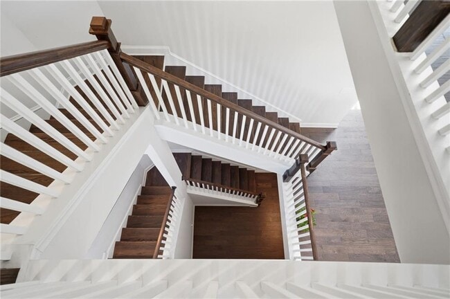 Building Photo - 4440 Kendall Pointe Dr
