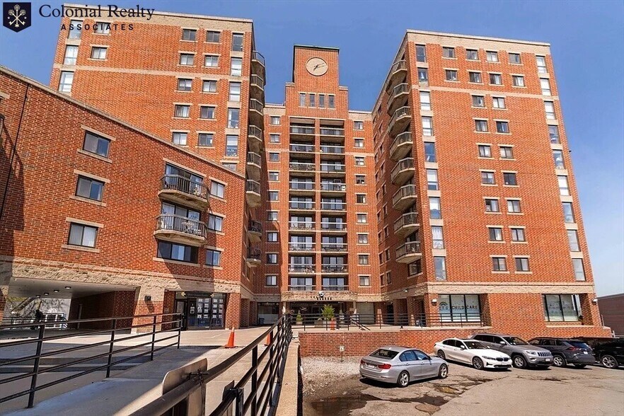Building Photo - 15 N Beacon St