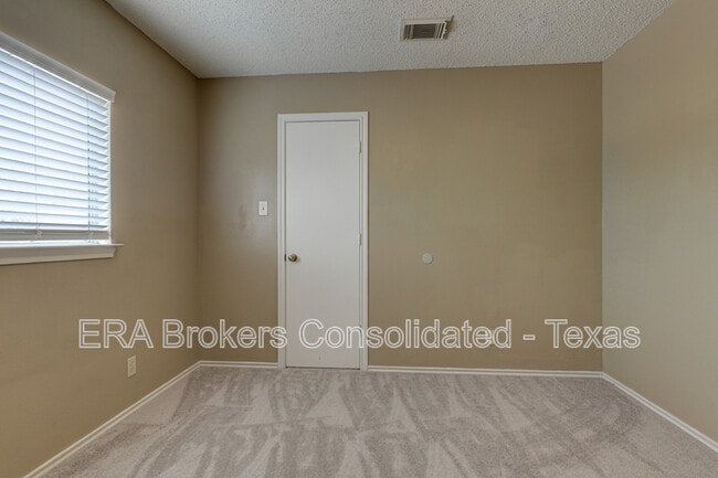 Building Photo - 7427 Northallerton