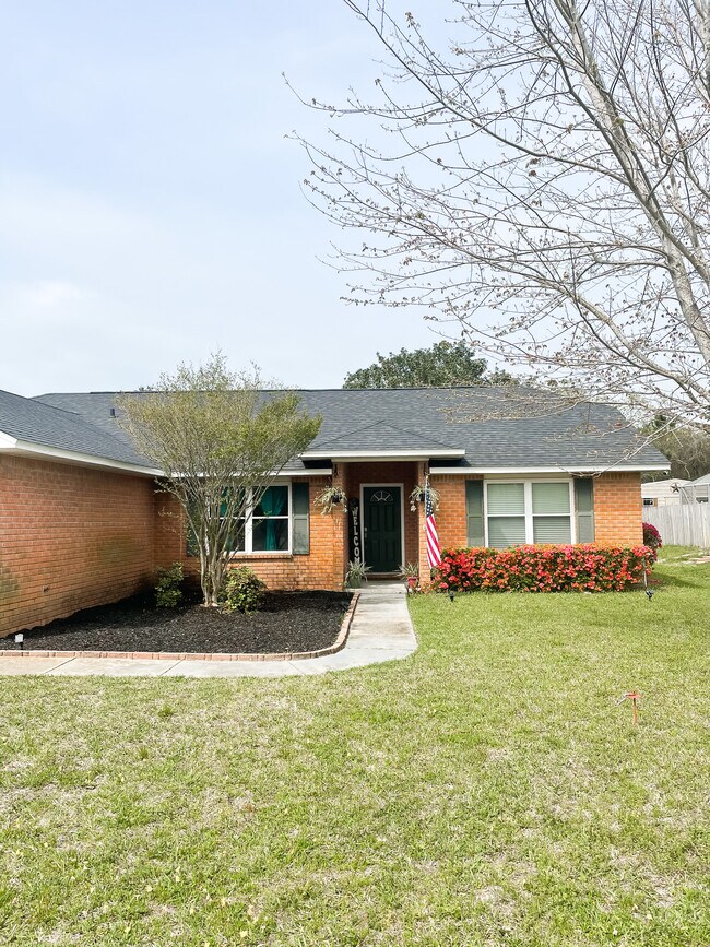 Primary Photo - 1729 Shellfish Dr