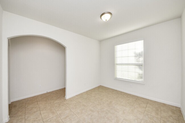 Building Photo - 9526 Opal Gates Dr