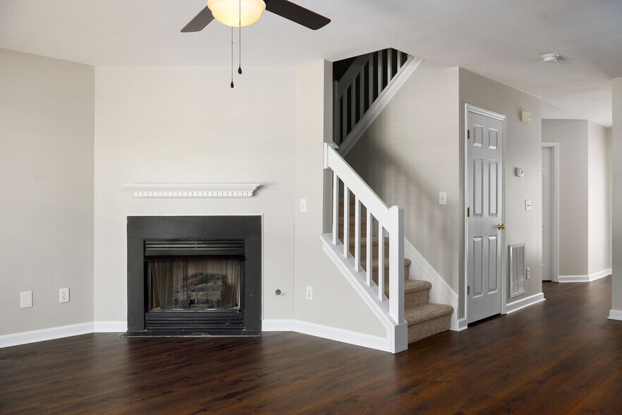 Building Photo - 4642 Cross Ridge Ln