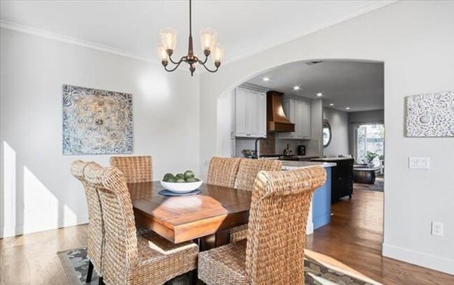 Building Photo - Refined Coastal Living in One of Carlsbad’s Most Exclusive Communities
