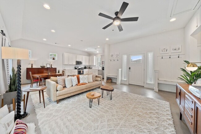 Building Photo - 1307 Fort Branch Blvd