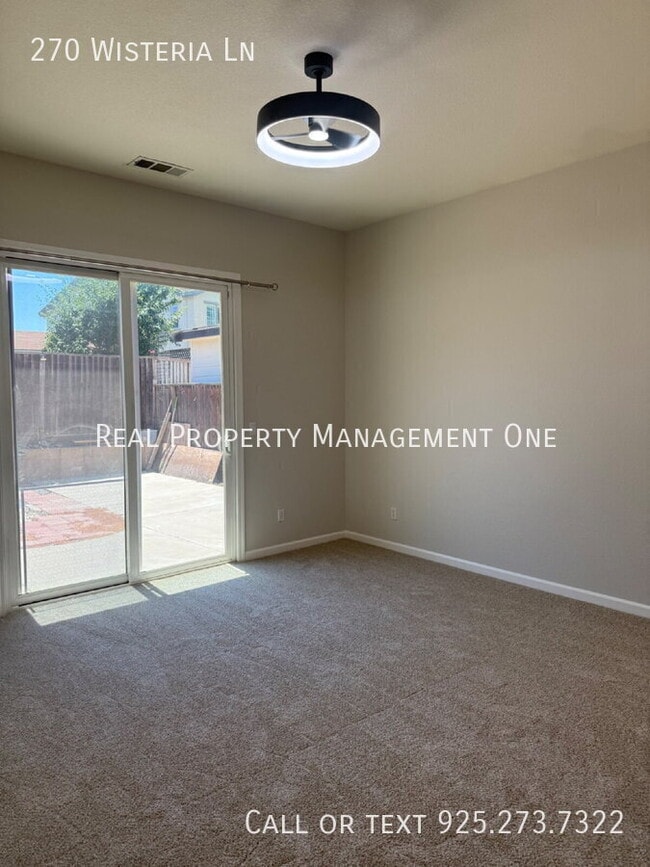 Building Photo - 270 Wisteria Ln